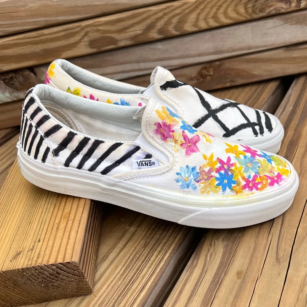- Vans Sz 5.5 Handpainted Slip-On Sneakers! EUC!